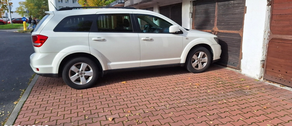 Fiat Freemont cena 40500 przebieg: 221000, rok produkcji 2013 z Tychy małe 326